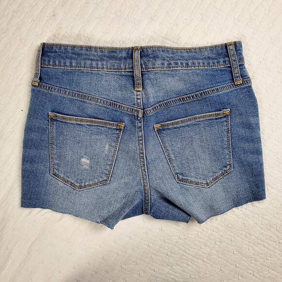 Universal Thread Womens Shorts Cut Off Medium Wash with Whiskering & Raw Hem 00 - Picture 4 of 6